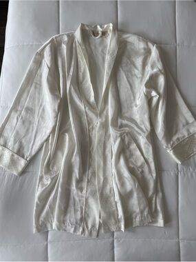 vintage vs robe